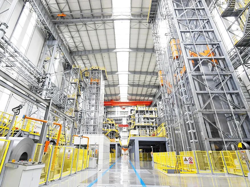 河钢集团三家单位荣获工信部首批卓越级智能工厂认定，树立行业智能制造新标杆