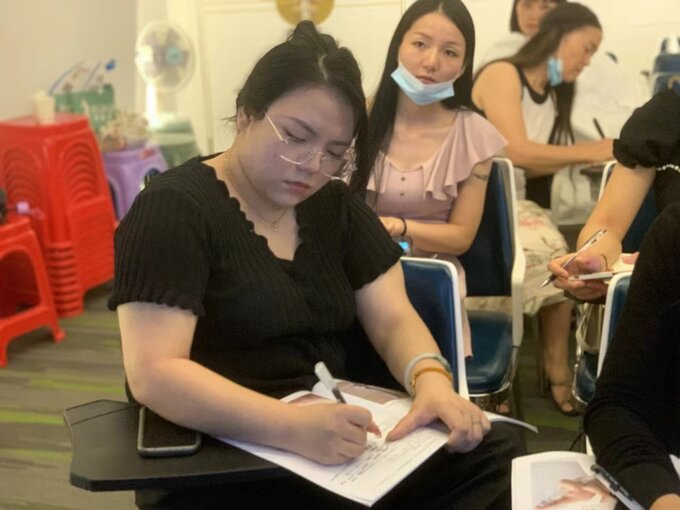 微整形学校毕业生就业实力解码 精准匹配与行业深耕成关键